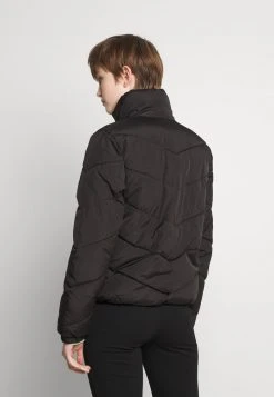 JDYFINNO - Veste D'hiver - Black -Promos JDY Boutique bf70b14fff4148b0a5286ebe7fe2ef7e