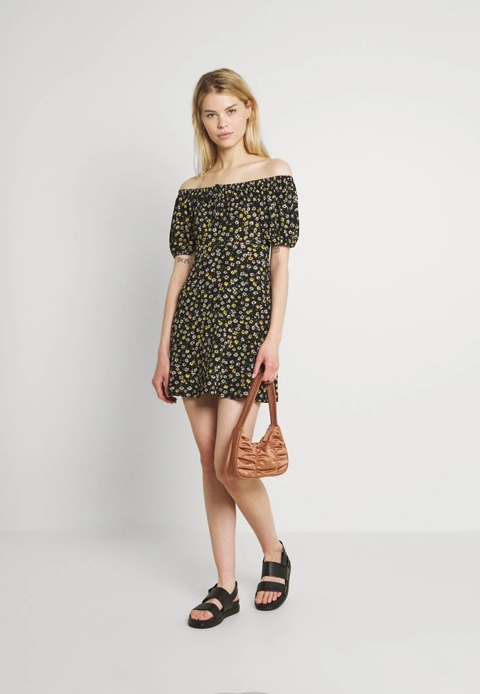 JDYGITTE SVAN OFF SHOULDER DRESS - Robe En Jersey - Black/yellow 4 JDYGITTE SVAN OFF SHOULDER DRESS - Robe En Jersey - Black/yellow – Image 2