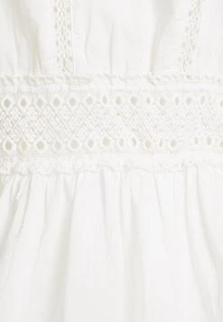 JDYBETTY - Blouse - Cloud Dancer 12 JDYBETTY - Blouse - Cloud Dancer -Promos JDY Boutique c167b601c37e48578d8268134f07f017