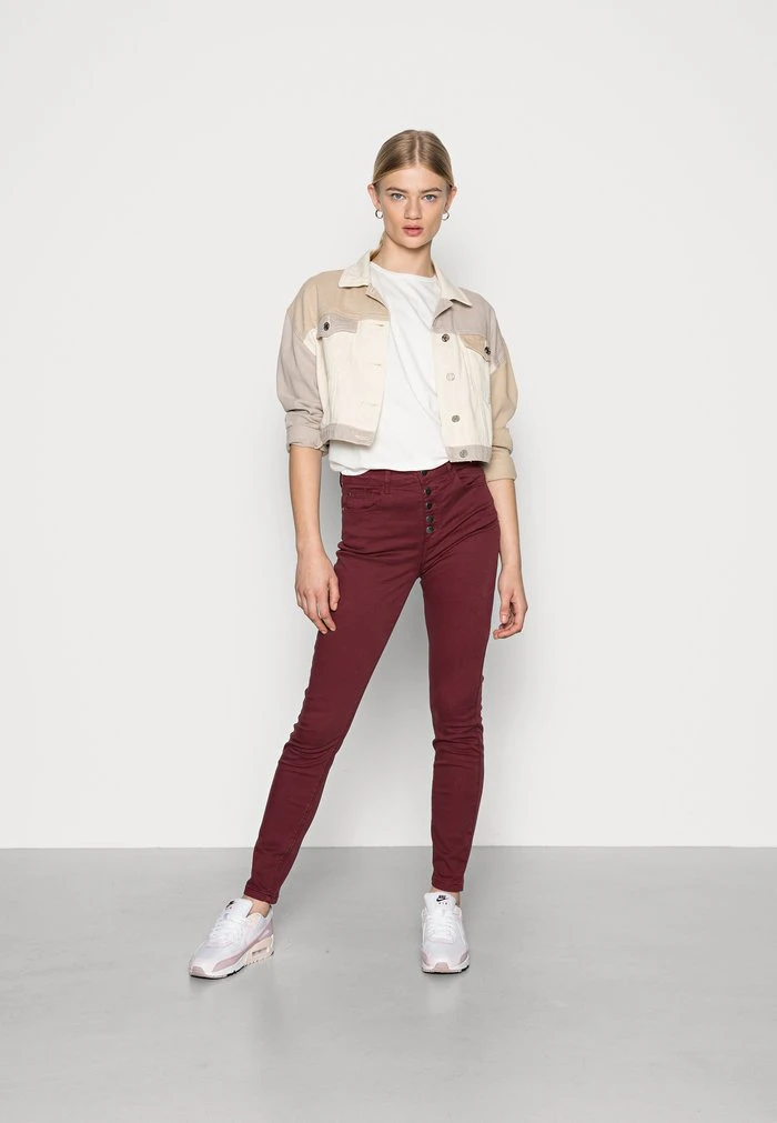 JDYLEON LIFE SKINNY - Pantalon Classique - Windsor Wine 4 JDYLEON LIFE SKINNY - Pantalon Classique - Windsor Wine – Image 2