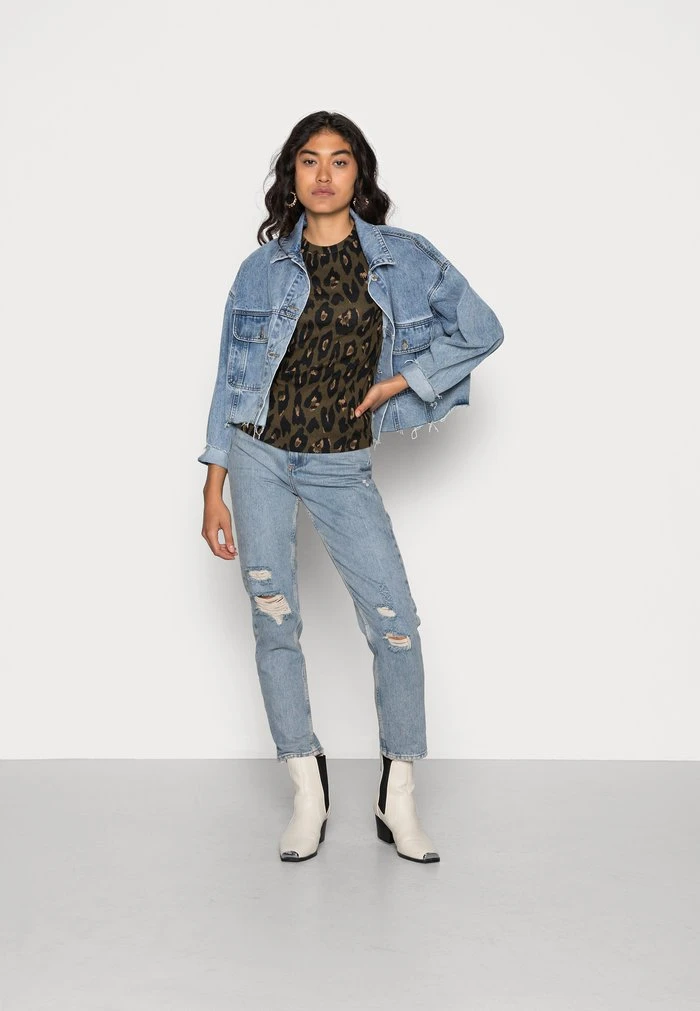 JDYTONSY PUFF SLEEVE - Pullover - Dark Olive Big Leo 4 JDYTONSY PUFF SLEEVE - Pullover - Dark Olive Big Leo – Image 2