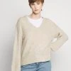 JDYPHILINA V NECK - Pullover - Chateau Gray Melange 2 JDYPHILINA V NECK - Pullover - Chateau Gray Melange -Promos JDY Boutique ca01bb96e65e46b3af7ba8d709b8a945
