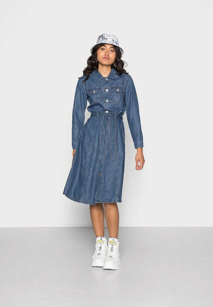 JDYSANSA LIFE LONG ASHAPE - Robe En Jean - Medium Blue Denim 4 JDYSANSA LIFE LONG ASHAPE - Robe En Jean - Medium Blue Denim – Image 2