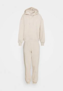 JDYCATIE LIFE SET - Sweatshirt - Simply Taupe 16 JDYCATIE LIFE SET - Sweatshirt - Simply Taupe -Promos JDY Boutique cca1001d753d4e0e84945493d0119f40