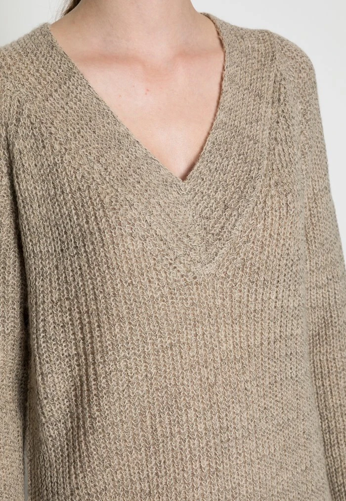 JDYWENDY V NECK DRESS - Robe Pull - Taupe 7 JDYWENDY V NECK DRESS - Robe Pull - Taupe – Image 5