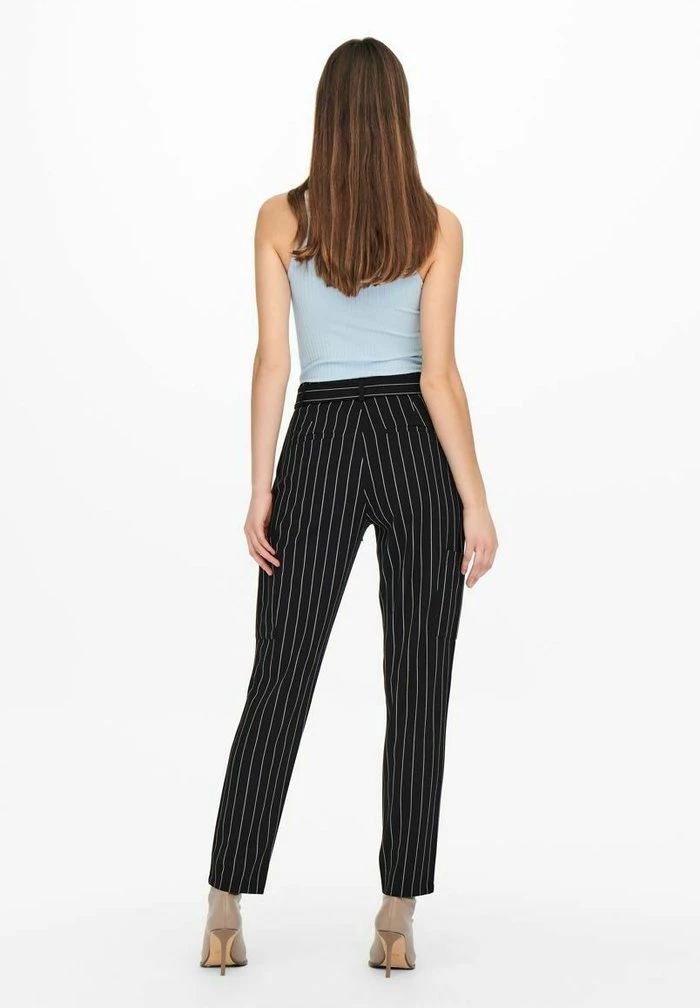 JDY Pantalon Classique - Black 5 JDY Pantalon Classique - Black – Image 3