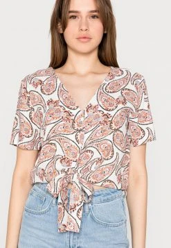 JDY Blouse - Cloud Dancer 11 JDY Blouse - Cloud Dancer -Promos JDY Boutique d337d325c2cd495387f02f9d0ea3a6cd