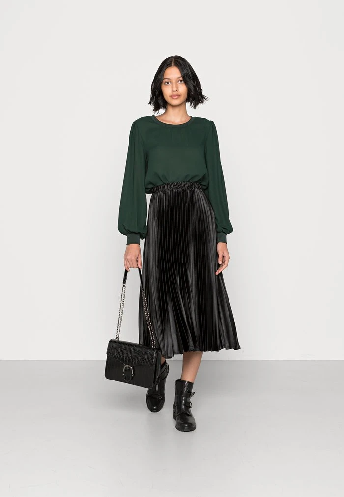 JDYKALUA TOP - Blouse - Scarab 4 JDYKALUA TOP - Blouse - Scarab – Image 2