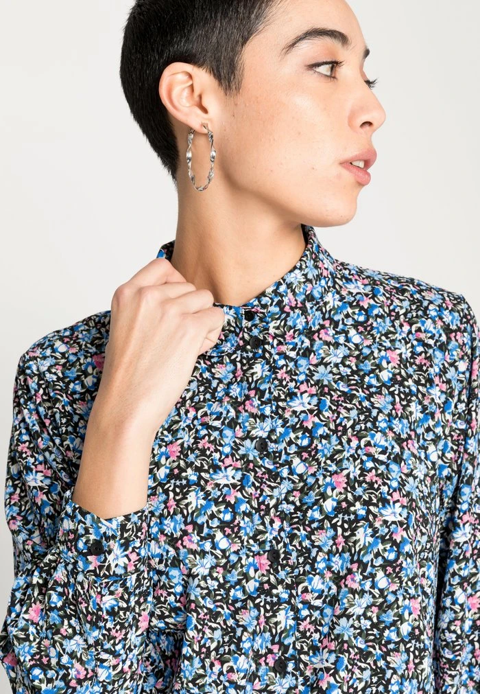 JDYBROOKE - Chemisier - Black/powder Blue 7 JDYBROOKE - Chemisier - Black/powder Blue – Image 5