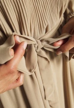 JDYDORA DRESS - Robe De Jour - Dune -Promos JDY Boutique d9a2ae2aed594159b31e575c8b2c6b79