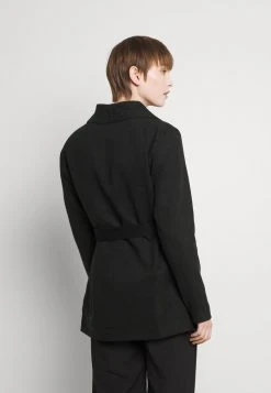 JDYDANNIE ELISE SHORT - Manteau Court - Black 10 JDYDANNIE ELISE SHORT - Manteau Court - Black -Promos JDY Boutique db1960a0a2ad4565bad0e7a9e70054a2