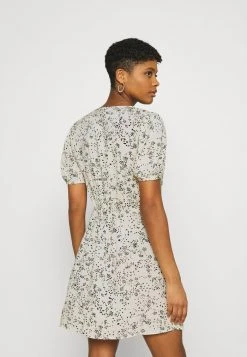 JDYSTAAR LIFE SHIRT DRESS - Robe De Jour - Tapioca/black -Promos JDY Boutique e2b9a5061ac941c3a71114993c8135e1