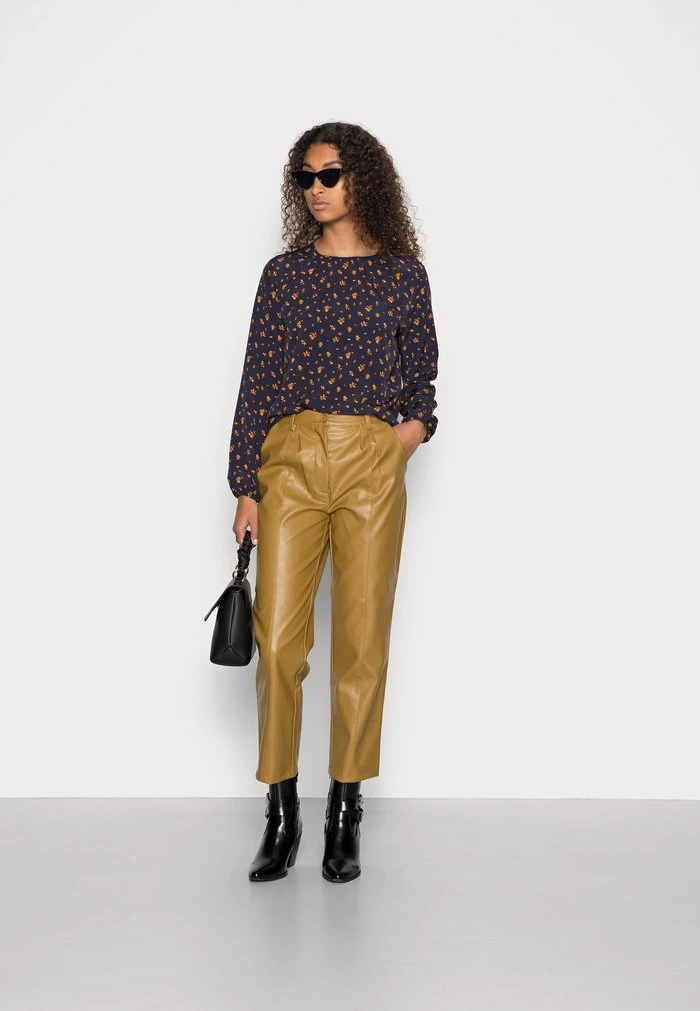 JDYSARA - T-shirt à Manches Longues - Black 4 JDYSARA - T-shirt à Manches Longues - Black – Image 2