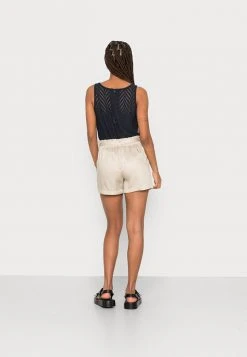 JDYTOMIKA LUREX BELT SHORTS - Short - Chateau Gray 9 JDYTOMIKA LUREX BELT SHORTS - Short - Chateau Gray -Promos JDY Boutique f003c506f2a1483696e2d9e72c10b2e3