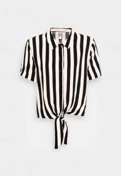 JDYZOE - Blouse - Black -Promos JDY Boutique f112e8d0cfc743a385a655fdb6d7c1c8