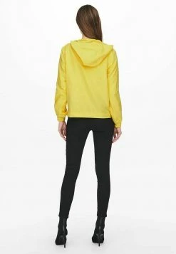 JDY Veste Légère - Yellow Cream 11 JDY Veste Légère - Yellow Cream -Promos JDY Boutique f21b83600c72445b992436a675f240e8