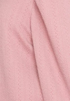 JDYANNY - T-shirt à Manches Longues - Nostalgia Rose -Promos JDY Boutique f3771ee33bb54a40919177fc65c329c2