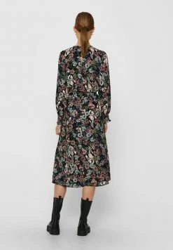 JDY Robe De Jour - Black 10 JDY Robe De Jour - Black -Promos JDY Boutique f3a6f655369f47d7acc0d7fedb3ab6d3