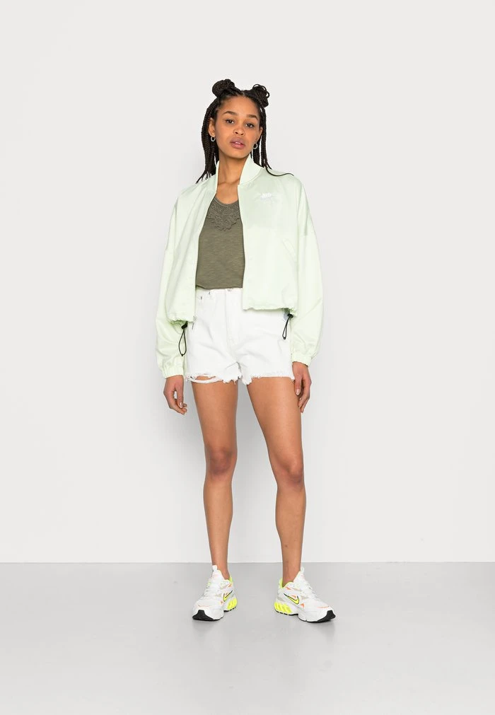 JDYDODO LACE - T-shirt Basique - Kalamata 4 JDYDODO LACE - T-shirt Basique - Kalamata – Image 2