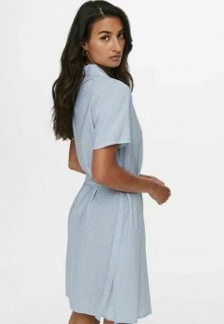JDY Robe Chemise - Cashmere Blue 11 JDY Robe Chemise - Cashmere Blue -Promos JDY Boutique f74846e8d6f54c3fb149cb6d90eff481