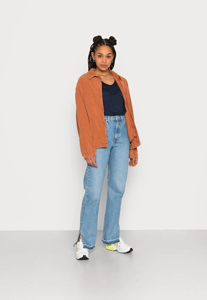 JDYDODO LACE - T-shirt Basique - Sky Captain 4 JDYDODO LACE - T-shirt Basique - Sky Captain – Image 2