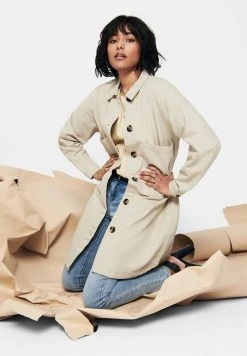 JDYSLAM WORKER POCKET - Chemisier - Cloud Dancer 13 JDYSLAM WORKER POCKET - Chemisier - Cloud Dancer -Promos JDY Boutique f9fd6eec790b4b30ab2468411c81e22d