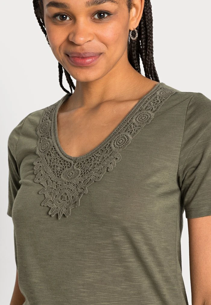 JDYDODO LACE - T-shirt Basique - Kalamata 7 JDYDODO LACE - T-shirt Basique - Kalamata – Image 5