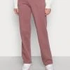 JDYLINE PINTUCK PANT - Pantalon De Survêtement - Rose Taupe 1 JDYLINE PINTUCK PANT - Pantalon De Survêtement - Rose Taupe -Promos JDY Boutique fbdf9022abcf4cf98d4af4582e60d4c1