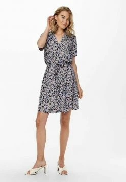 JDY Robe Chemise - Black -Promos JDY Boutique fe772d9fc02240e1bce8c8414b95fe20